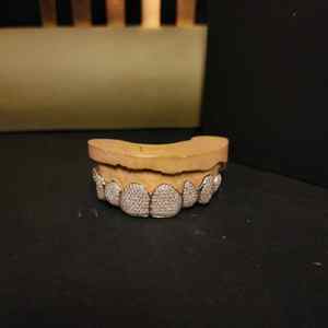 Juego de Grillz de Dientes Personalizados con Diamantes Engastados, Superior e Inferior, de Plata de Ley 925, Joyería Hip Hop para Raperos - Product Image 4