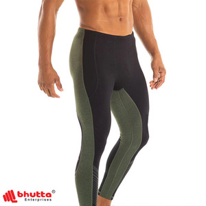 Legging de sport pour homme bicolore respirant et antibactérien avec panneaux rayés et imprimé à la taille – Vente en gros - Product Image 3