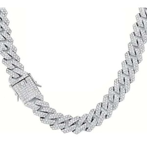 สร้อยคอแบบ Cuban Link ชุบเงินแท้ 925 พรีเมียมหรูหรา ประดับด้วยเพชรโมอิสซาไนต์ทรงกลมเจียระไนแบบ Brilliant Cut ดีไซน์ Micro Pave - Product Image 1