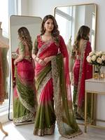 Sari en satin de créateur Fandy avec broderie, travail de sequins, bordure riche et motifs Butti sur tout le sari, avec chemisier cousu