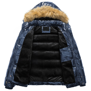 Veste d'hiver pour homme, bleue, matelassée, à capuche, avec garniture en fourrure, coupe-vent, épaisse, rembourrée de duvet, décontractée, coupe régulière, fermeture éclair - Product Image 2
