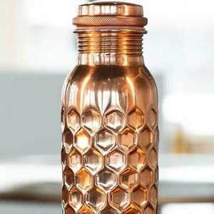 Botella de cobre ReFill Lifestyle para mercados de residuos cero, venta al por mayor a granel, exportación y suministro de marca privada - Product Image 1