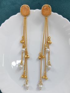 Pendientes de piedra doblete pulida en oro de calidad premium, ligeros, complementan tanto la ropa étnica como la occidental, perfectos para fiestas. - Product Image 5