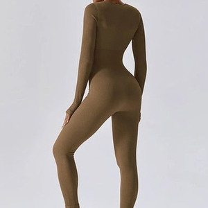 Combinaison de sport moulante pour femme 2026, dos nu, manches courtes, respirante, légère, pour yoga et entraînement, vente en gros - Product Image 3