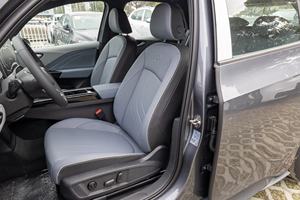 Volkswagen <span class=keywords><strong>ID3</strong></span> 2025 Smart Pure Smart Enjoy Edition Sedán eléctrico puro de 5 asientos - Product Image 5