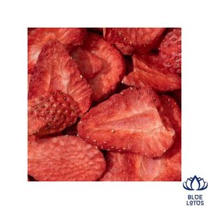 Fraises lyophilisées écologiques de haute qualité, les plus vendues, en tranches entières pour la pâtisserie, les céréales, les boissons, exportation - Product Image 1