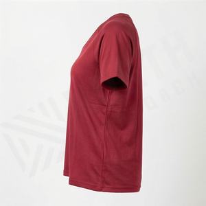 T-shirt Sportif Confortable et Extensible pour Femme – Vente en Gros pour un Style de Vie Actif – Haut de Performance Athlétique Personnalisable – Tee-shirt Couleurs Personnalisées - Product Image 3