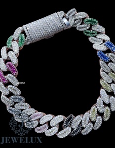 Nouveau Bracelet Tennis de Luxe Premium pour Femme avec Diamants Ronds et Fermoir Élégant Sûr, Disponible à Prix Export - Product Image 2