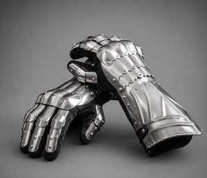 Gant de chevalier médiéval en acier inoxydable plaqué argent, armure de protection, style antique, finition polie, émail doux, Calvin - Product Image 5