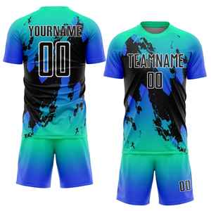 ชุดฟุตบอลชายแบบกำหนดเอง แขนครึ่งตัว ดีไซน์ไล่เฉดสี ระบายเหงื่อได้ดี ทรงปกติ สำหรับผู้ใหญ่ ผู้ผลิต OEM - Product Image 1
