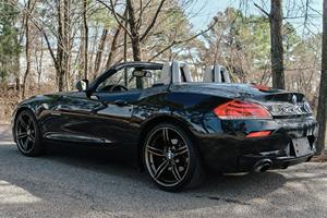 2011 B-M-W Z-4 s-D-r-i-v-e35-i-s - Product Image 3