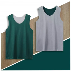 Uniformes de basket-ball personnalisés en gros avec le nom de l'équipe, 100% polyester, respirants, maillot de basket-ball pour hommes, ensemble de tenue à séchage rapide - Product Image 4