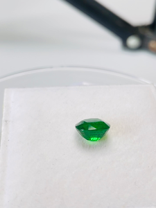Tsavorita Natural Corte Cojín 3.39 Cts Grado AAA Certificada IGI Gema Verde con Excelente Brillo para Joyería - Product Image 5
