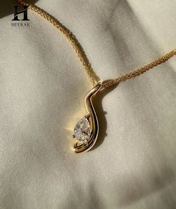 Elegant Pear-Cut Diamond <b>Pendant</b> Necklace in <b>Solid</b> <b>Gold</b> – Fine Jewelry by Heerak Diamonds - Product Image 3