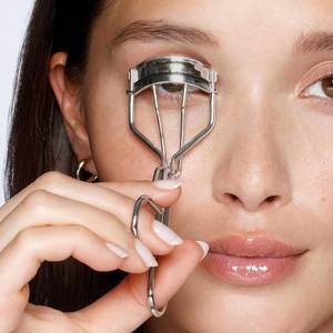 Recourbe-cils en acier inoxydable de précision avec design ergonomique pour une prise confortable, jetable et durable - Product Image 2