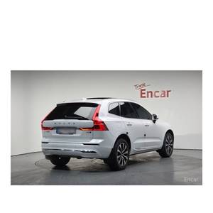 Volvo XC60 B5 2024, ultra-lumineux, conduite à gauche, boîte automatique, sièges en cuir, caméra de recul, 19 214 km - Product Image 2