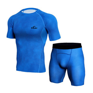 Ensemble de shorts de compression personnalisés à faible MOQ avec tissu extensible léger pour hommes - Product Image 1