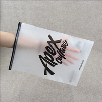 Sacs en plastique refermables à fermeture éclair personnalisés avec logo, transparents, givrés, mats, réutilisables, pour t-shirts, emballages auto-scellants pour vêtements