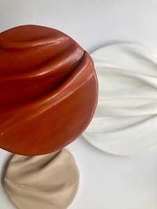 Trendy Custom Design Round Ceramic Art Hanging Ornament Wall Mount For Living Office Wall Arts Home <b>Decor</b> By Universal Overseas - Product Image 3