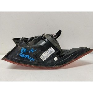Luz Trasera Izquierda Usada para Golf 5G0945095P - Product Image 5
