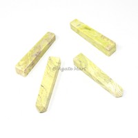 Tour de pierres précieuses naturelles de haute qualité avec pyrite et quartz pour la guérison par le Feng Shui et la décoration intérieure