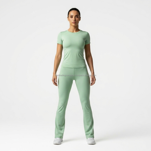 Conjunto de Yoga para Mujer 2026 de Moda: Leggings Acampanados y Top de Manga Corta, Ajuste Delgado, Ropa de Gimnasio, Cintura Alta, Estilo Bootcut para Entrenamiento - Product Image 2