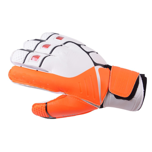 Guantes de Portero de Fútbol Altaf Brothers al por Mayor, OEM, con Cierre de Cordones, de Goma, Ajustables, Transpirables, Antideslizantes y Personalizables - Product Image 4