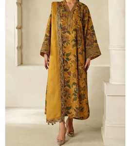 Nouvelles tenues d'été pour femmes, en tissu lawn, non cousues, de qualité supérieure, robes en lawn pour femmes. - Product Image 3