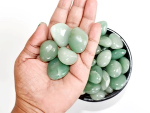 Wholesale Green Aventurine Tumbled Stones Crystal Stone <b>Top</b> Selling For Home Decor Best Design Drawing Room Decor - Product Image 6