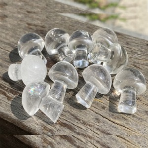 หินควอตซ์แกะสลักรูปเห็ดคุณภาพสูง ใส บริสุทธิ์ สำหรับบำบัดรักษาด้วยพลังงานเรกิ ทำสมาธิ ตกแต่งตามหลักฮวงจุ้ย ขายส่ง - Product Image 5
