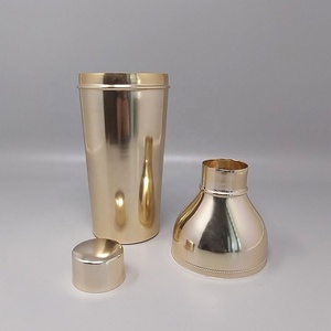Shaker à cocktails en acier inoxydable finition or haute performance, design classique, anti-fuite, indispensable pour les barmans et la maison - Product Image 2