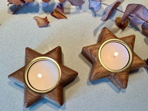 Porte-bougie en bois en forme d'étoile, fait à la main, en bois naturel, décoration d'intérieur - Product Image 2