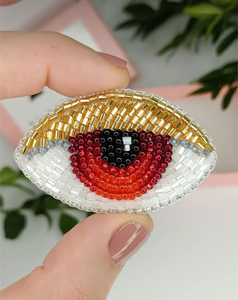 Broche Moderno Hecho a Mano con Bordado y Cuentas de Cristal Decorativas para Ropa de Mujer - Product Image 5