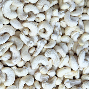 Nueces de Anacardo Crudas al por Mayor, Nueces de Anacardo W320 Premium de Vietnam a Precio Económico, Empaque OEM ODM - Product Image 1