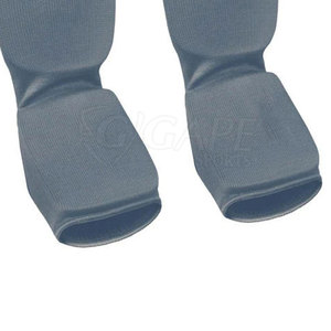 Elasticated Shin Insteps Keep Warm Function Non-Slip Foldable Professional Protection Lightweight Football <b>Game</b> Safety Equipment - Product Image 5