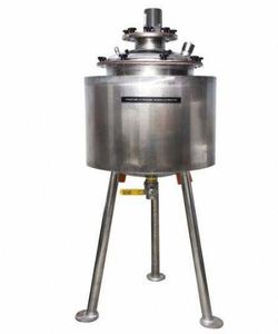 Extractor de Acero Inoxidable para Procesamiento de Líquidos, Alta Seguridad, Diseño de 3 Patas - Product Image 2
