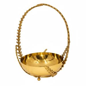 Bol décoratif vintage en laiton avec poignée, finition dorée de qualité supérieure, bol de service en métal, vaisselle pour hôtel et restaurant. - Product Image 1