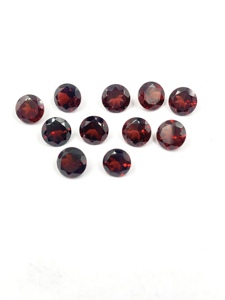 Pierre précieuse naturelle grenat du Mozambique, taille ronde calibrée 7x7mm, gemme rouge en vrac pour la fabrication de bijoux, vente en gros - Product Image 4