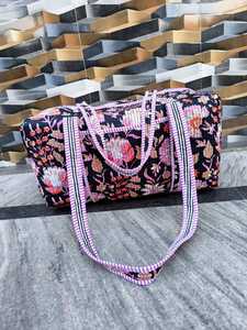 กระเป๋าผ้าฝ้ายแฟชั่น พิมพ์ลายทันสมัย น้ำหนักเบา เป็นมิตรกับสิ่งแวดล้อม ปิดด้วยซิป สำหรับของใช้จำเป็นในการเดินทาง ขนาดใหญ่ - Product Image 4