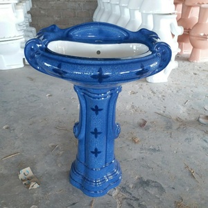 Lavabo de robinet d'évier de piédestal rond debout libre d'une seule pièce de luxe en vente lavabo en céramique - Product Image 3