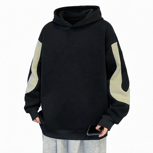 Sweat à capuche noir en satin respirant à épaules tombantes pour homme, coupe ample, à manches longues, idéal pour l'automne et les tenues décontractées - Product Image 2