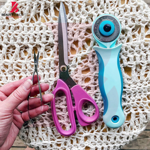 Nouvelles Ciseaux de Précision Droits en Acier Inoxydable de 5 Pouces pour la Mise en Forme des Sourcils et des Cils, Ciseaux à Ressort de Qualité Supérieure pour la Beauté - Product Image 5