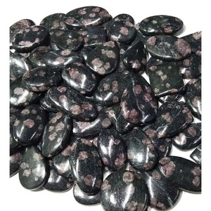 Piedras sueltas de rubí negro natural en forma de cabujón, mezcla de formas, para la fabricación de joyas, precio al por mayor, lote de piedras preciosas pulidas a mano. - Product Image 5