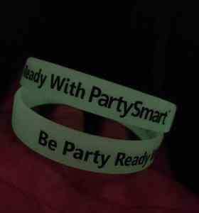 Pulseras de Silicona Promocionales de Primera Calidad para Eventos de Marketing, Conciertos y Actividades Comunitarias, Disponibles para Suministro Mundial - Product Image 2