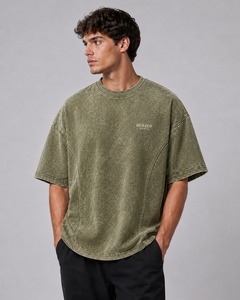 เสื้อยืดโอเวอร์ไซส์สีเขียวมะกอกย้อมสีแบบแอซิดวอชสำหรับผู้ชาย แบรนด์ Beazer คอกลม แขนสั้น สวมใส่สบาย ผลิตจากผ้าฝ้ายเจอร์ซีย์ 100% ระบายอากาศได้ดี - Product Image 2