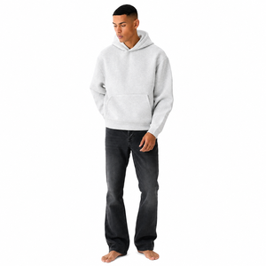 Sudadera con Capucha Gris Claro Personalizada para Hombre, Corte Regular, Forro Polar, Estilo Casual, Diseño con Bolsillos, Estilo Invernal, 100% Algodón, 280 Gramos - Product Image 2