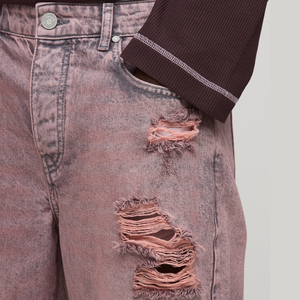 Jeans Rosa Desgastados de Pierna Recta con Efecto Stonewashed y Rasgados, Estilo Urbano, Corte Relajado, Cintura Media, Pantalón de Mezclilla Desgastado para Hombre - Nueva Colección 2026 - Product Image 3