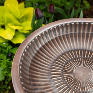 Bol décoratif en métal pour bain d'oiseaux, résistant aux intempéries, pour jardin extérieur, abreuvoir pour oiseaux, pour la décoration de la cour - Product Image 3