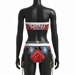 Conjunto de bikini de poli spandex de alta calidad con estampado paisley rojo y negro, paneles laterales de mezclilla rasgada con estampado de camuflaje y logo termoadhesivo para mujer. - Product Image 6
