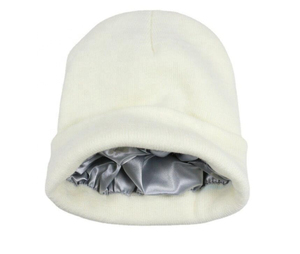 Bonnet d'hiver tricoté personnalisé en gros avec doublure en satin, logo personnalisé, bonnet chaud en acrylique de haute qualité - Product Image 5
